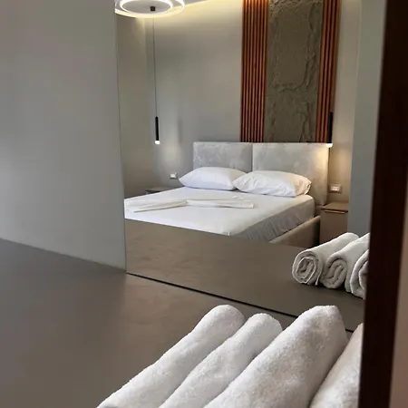 Kwatera prywatna Double With Balcony 103